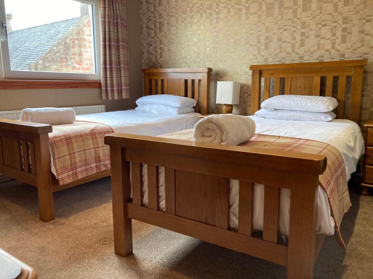 The Panmure Arms Hotel Edzell 外观 照片