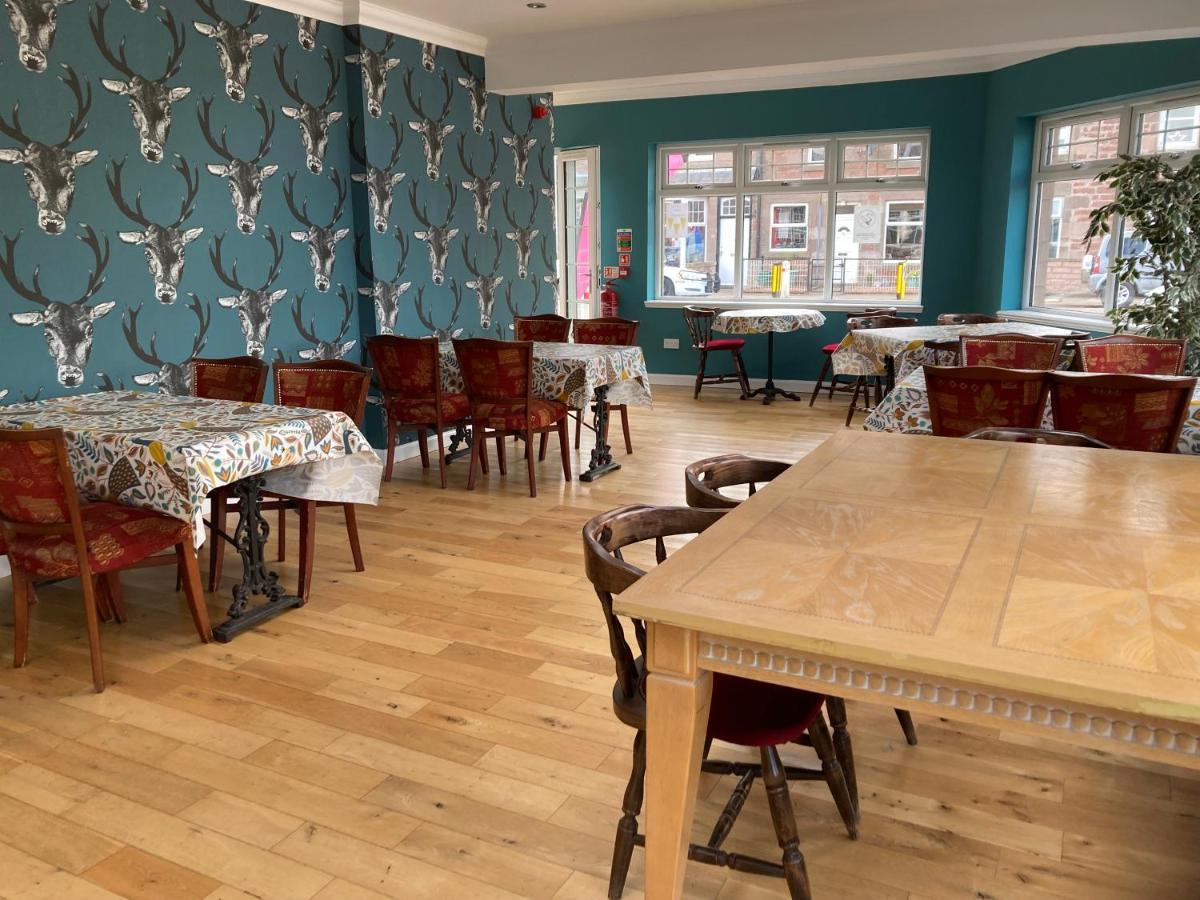 The Panmure Arms Hotel Edzell 外观 照片