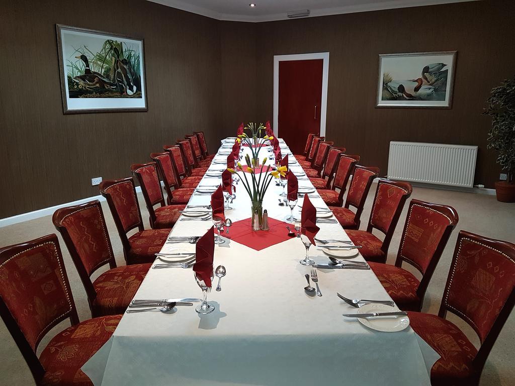 The Panmure Arms Hotel Edzell 外观 照片