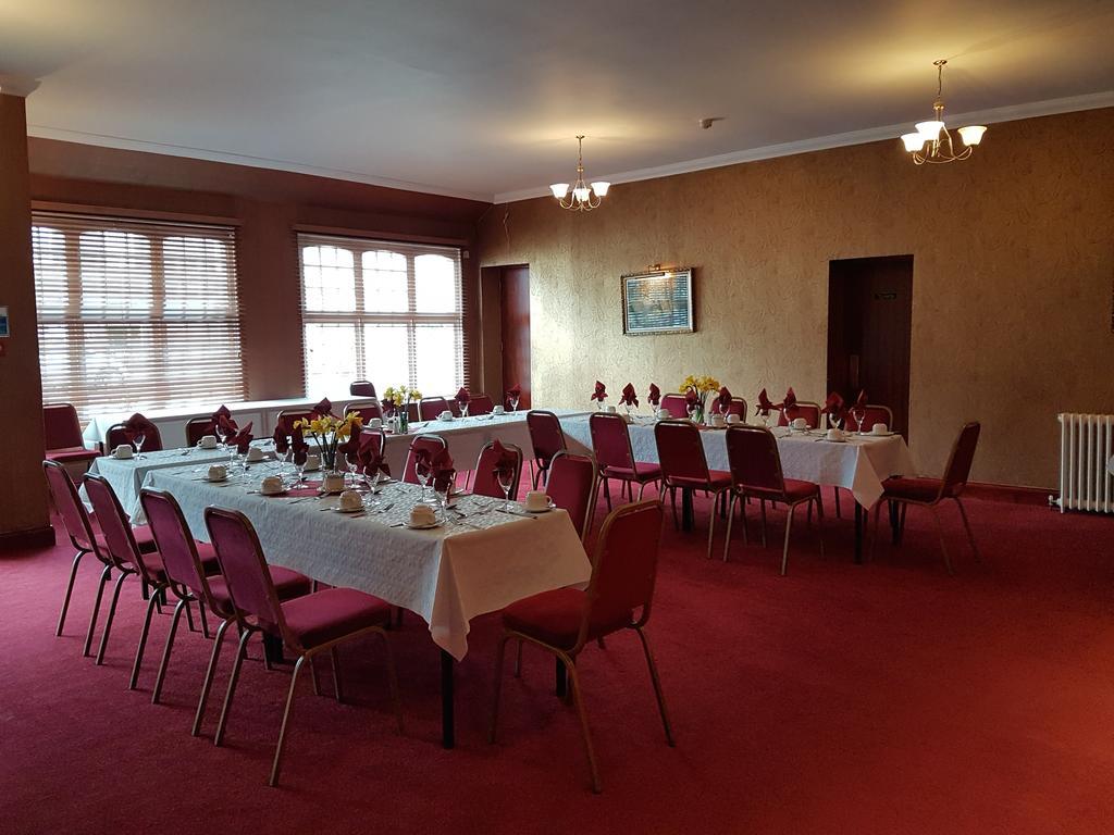 The Panmure Arms Hotel Edzell 外观 照片